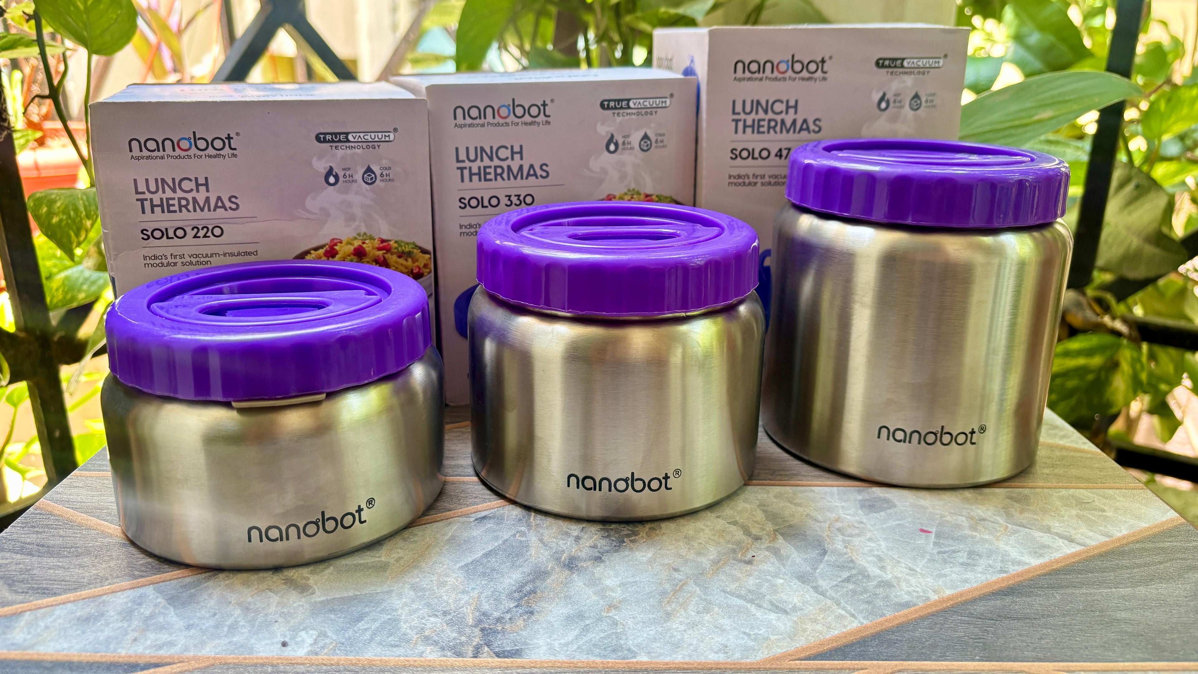 Nanobot Vacuum Lunch Box
